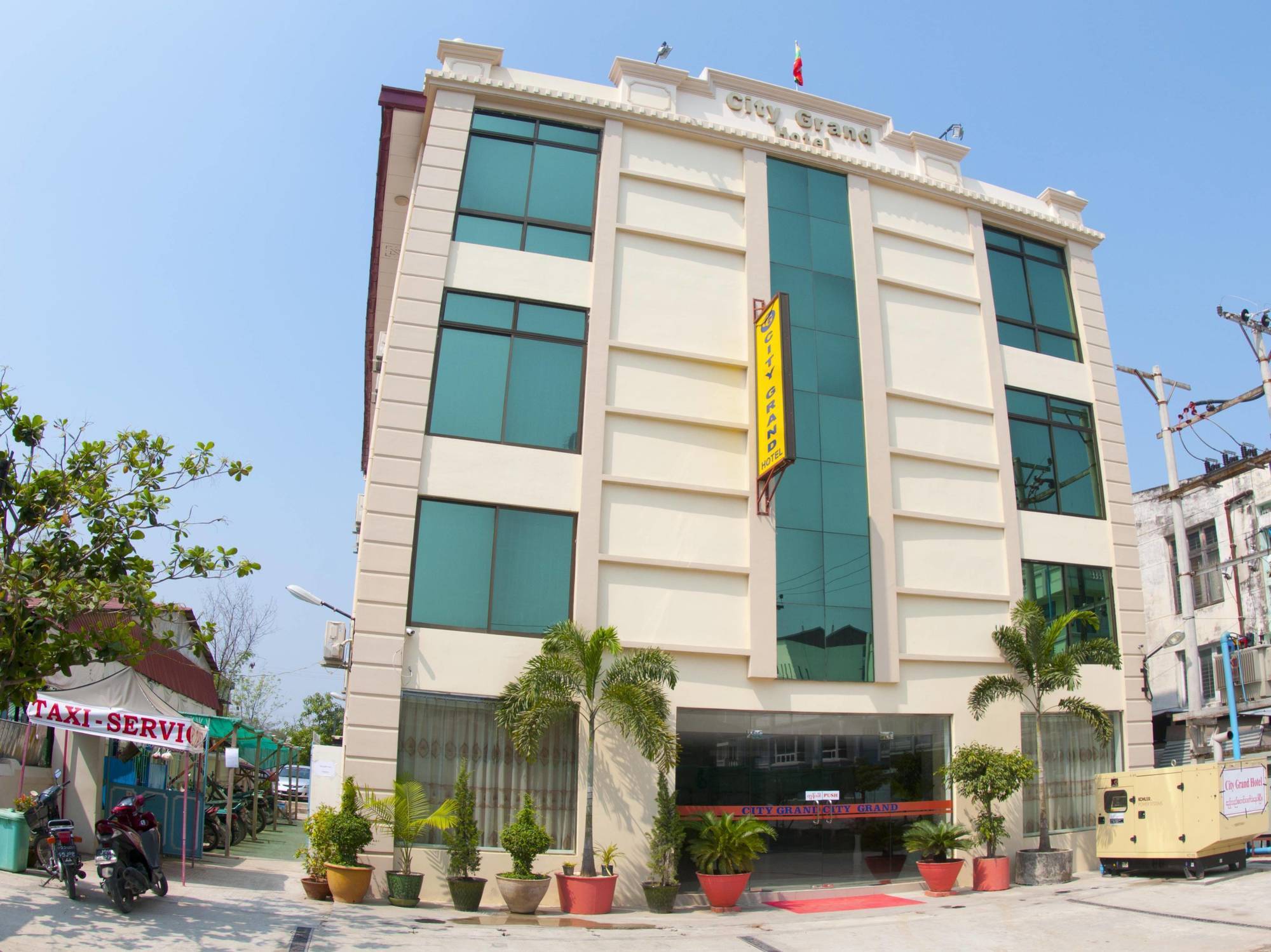 City Grand Hotel Mandalay Exterior photo