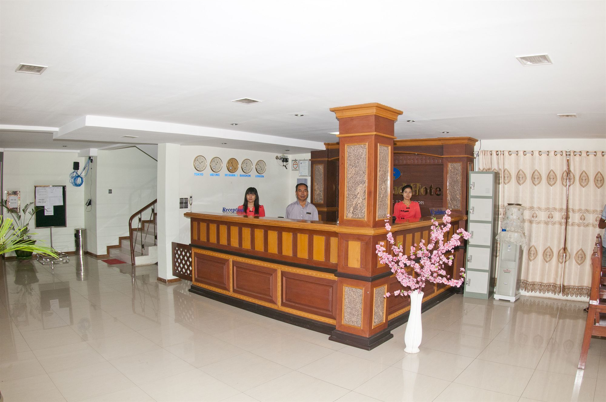 City Grand Hotel Mandalay Exterior photo