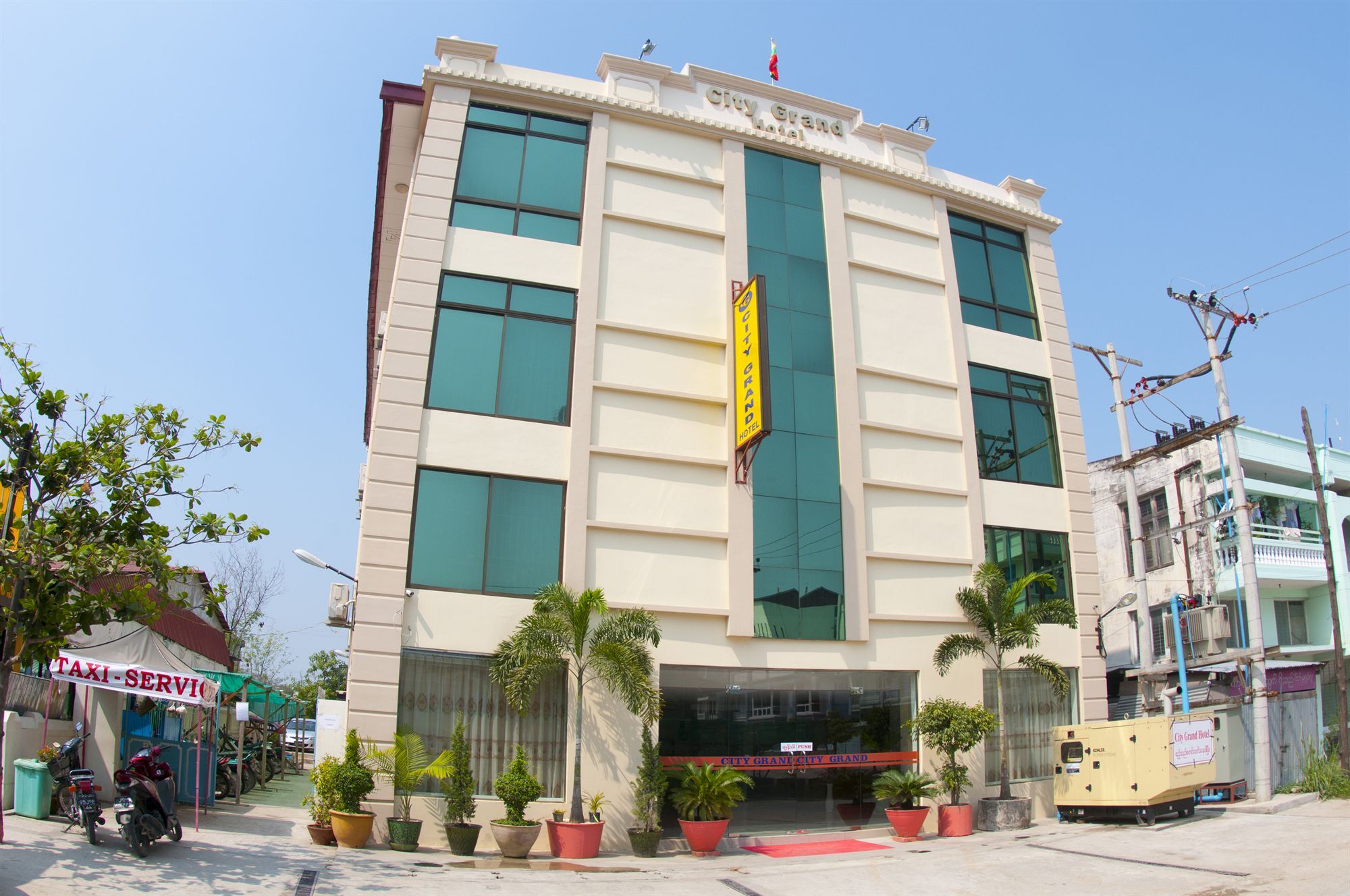 City Grand Hotel Mandalay Exterior photo